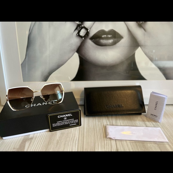 ☀️🕶NEW CHANEL GORGEOUS CHAMPAGNE/OFF WHITE SUNGLASSES ☀️🕶 SOLD!!!!! - Picture 3 of 8